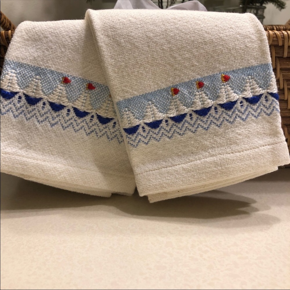 Rivertown Textile Hand Tip Towels (set of 2)